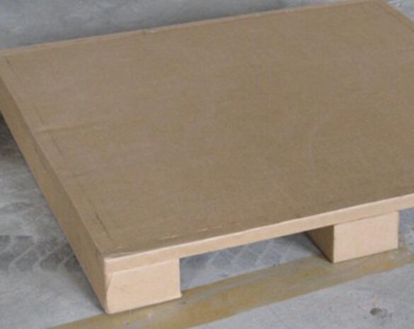 [托盤(pán)廠家]木托盤(pán)使用時(shí)應(yīng)該注意什么？雞蛋托盤(pán)解決了運(yùn)輸